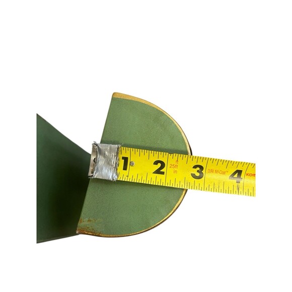 Midcentury Olive Green And Gold Half Circle Bookends. Vintage Home Decorations - Picture 9 of 10